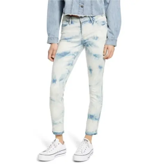 Articles of Society Womens Carly Cropped Jeans image {1}