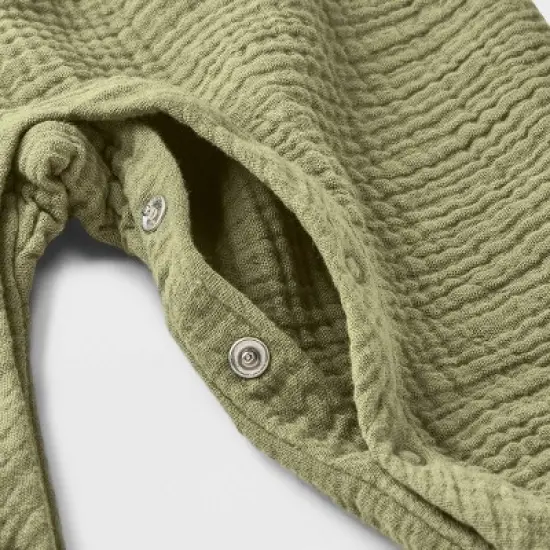 Grayson Collective Baby Girls' Smocked Gauze Bubble Romper image {3}