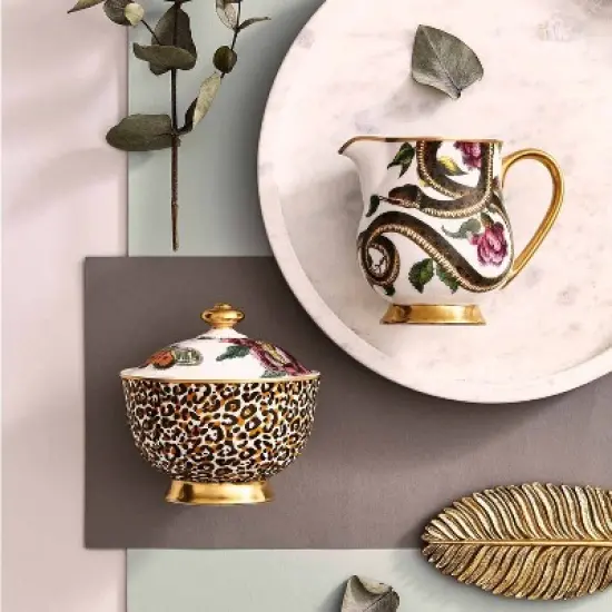 Spode Creatures of Curiosity Sugar Bowl with Lid - 7oz Fine China Bowl with Hand-Painted 22-Carat Gold Decal & Leopard Motif image {6}