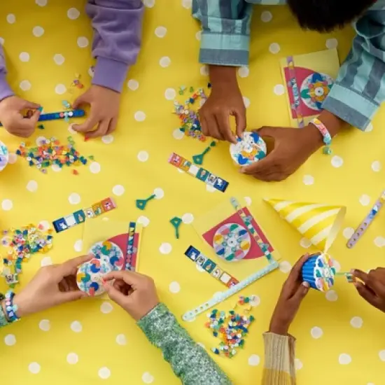 LEGO DOTS Ultimate Party Kit Birthday Cupcake Crafts 41806 image {4}