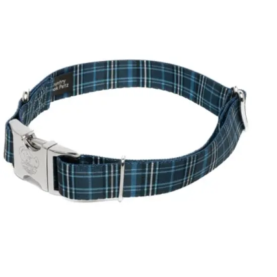 Country Brook Petz Premium Navy Plaid Dog Collar image {1}