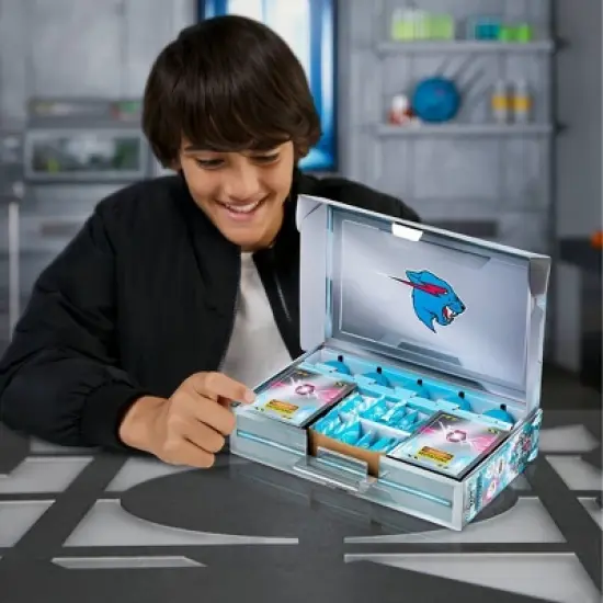 MrBeast Lab Swarms Mystery Pack Exclusive Mini Figures: Includes 22 Collectible Plastic Toys image {5}