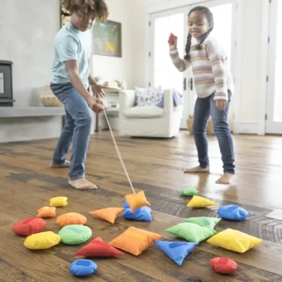 HearthSong Quick Snap Bean Bag Bungee Tossing and Sorting Game with Colorful Bags image {5}
