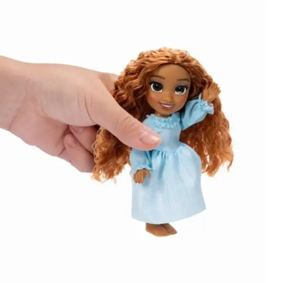 Disney&rsquo;s The Little Mermaid Ariel, Ursula & Eric 6" Petite Doll Gift Set image {3}