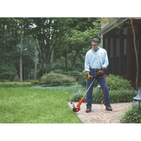 Black & Decker ST7700 4.4 Amp 2-in-1 Straight Shaft 13 in. Electric String Trimmer/Edger image {4}