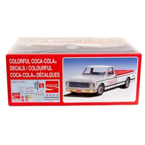 Polar Lights 1972 Chevy Pickup with Vending Machine and Crates (Coca-Cola) 2T Model Kit image {1}