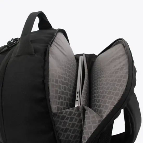 JWorld Stride 20" Backpack image {8}