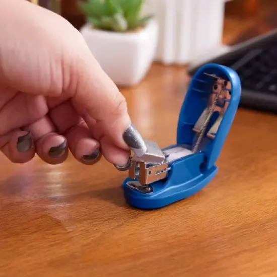 Swingline Tot Stapler True Blue image {4}