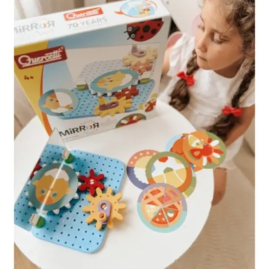 Quercetti: Mirrorello &ndash; Gear Assembly Toy, Crank & Discs, STEM Learning, Kids 4+ image {5}