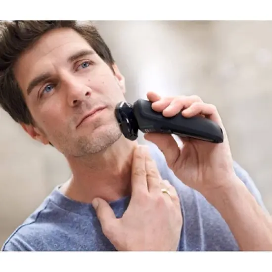 Philips Norelco Series 5000 Wet & Dry Men's Rechargeable Electric Shaver - S5588/81 image {6}