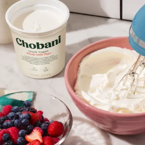 Chobani Whole Milk Plain Greek Yogurt - 15g Protein 32oz image {2}