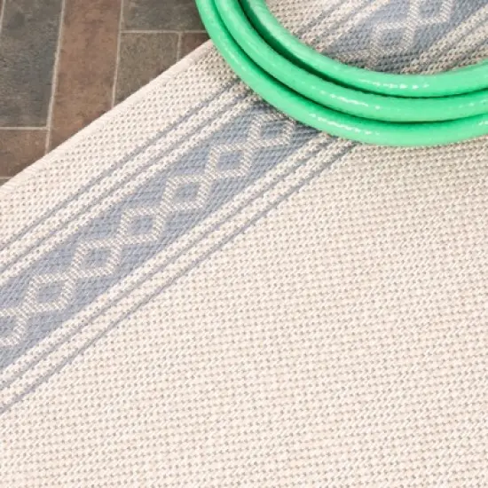 Lucia Classic Diamond Border Indoor/Outdoor Area Rug - JONATHAN Y image {10}