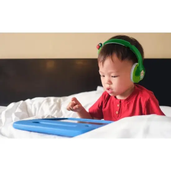 eKids Cocomelon Wireless Headphones for Kids &ndash; Green (CO-B42.EXV22) image {4}
