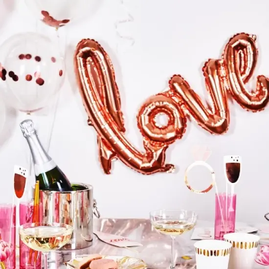 Love Balloon Banner image {1}