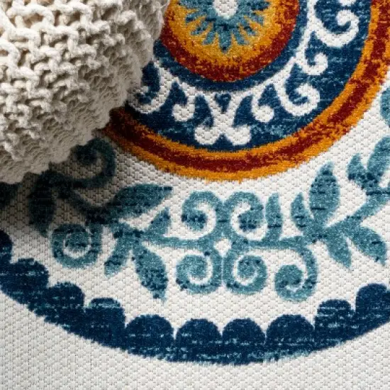 Cassis Ornate Ogee Trellis High-Low Indoor/Outdoor Area Rug - JONATHAN Y  image {2}