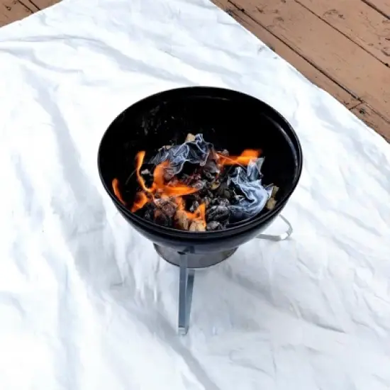 Large Fire Blanket (47.2 x 70.8 inches) image {3}