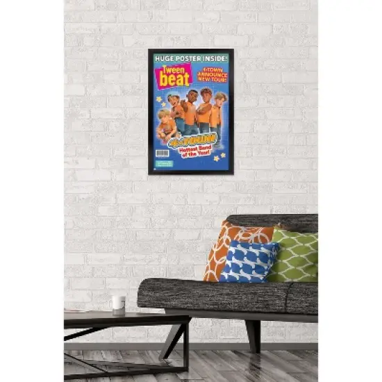 Trends International Disney Pixar Turning Red - 4-Town Tween Beat Framed Wall Poster Prints image {1}