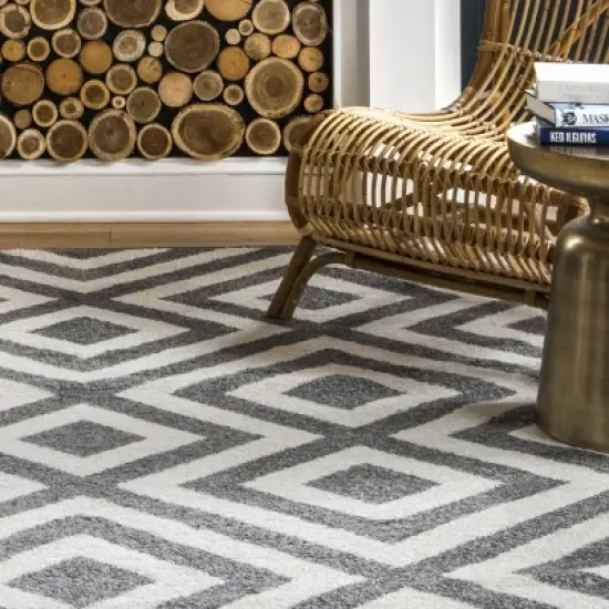 nuLOOM Zadie Geometric Area Rug image {5}