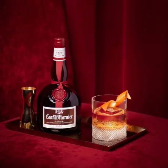 Grand Marnier Orange Liqueur - 375ml Bottle image {2}