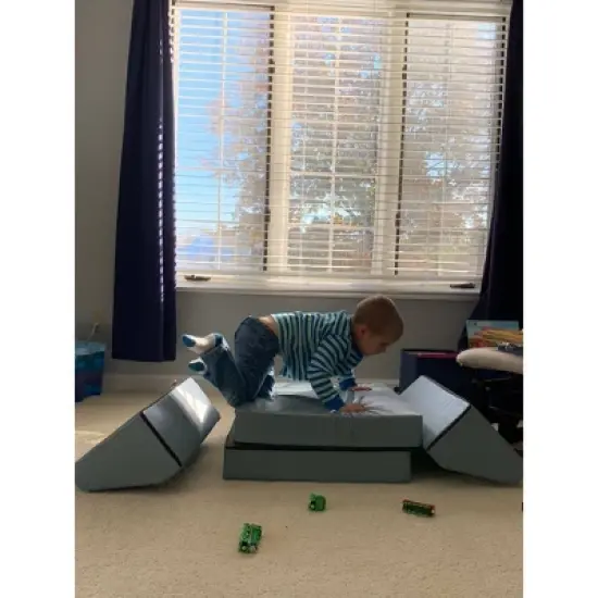 Foamnasium Blocksy Mini Kids' 3pc Chair image {15}