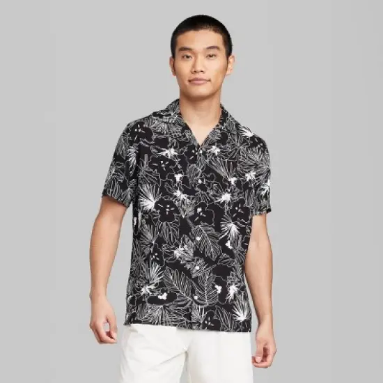 Men's Short Sleeve Collared Button-Down Shirt - Original Use&trade; image {1}
