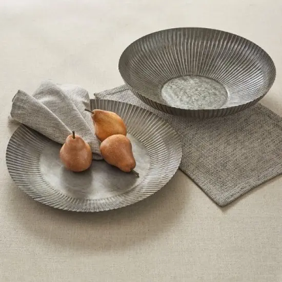 Split P Corrugated Platter 16" image {1}