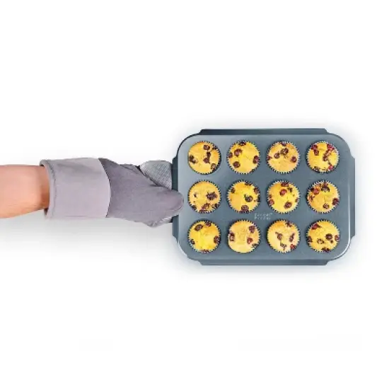 Joseph Joseph Nest Bake 12c Nonstick Muffin Tin with Easy Pull Handle image {7}