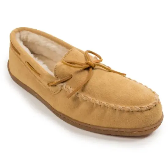 Minnetonka Men's Suede Pile Lined Hardsole Moc Slipper image {7}