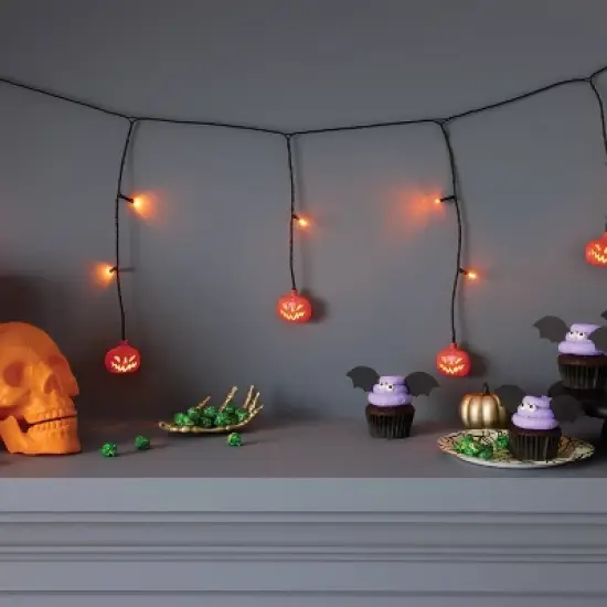 Die Cut Plastic Blow Mold Pumpkin Indoor Outdoor Icicle String Lights with Orange LEDs - Hyde and EEK! Boutique&trade; image {1}