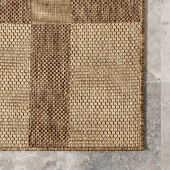 nuLOOM Natasha Casual Stripes Indoor/Outdoor Area Rug image {4}