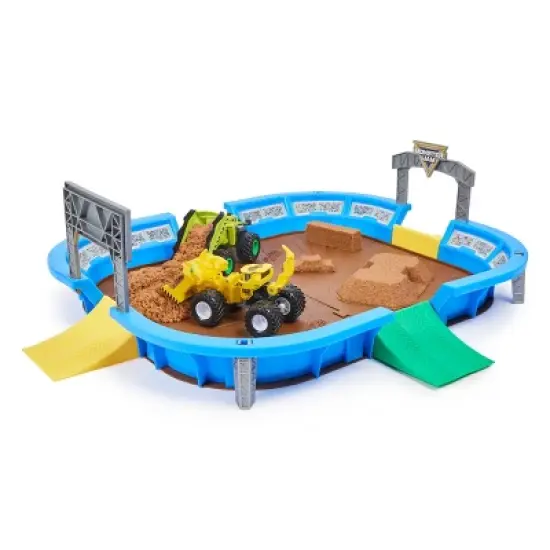 Monster Jam Dirt Arena (Target Exclusive) image {6}