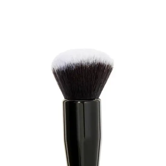 e.l.f. Ultimate Blending Brush image {1}