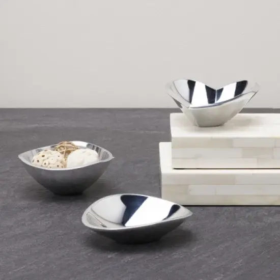 Nambe Small Bowl 3-Piece Set image {3}