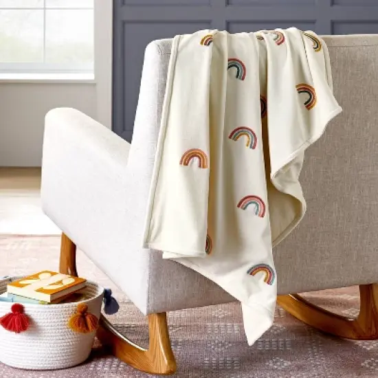 Plush Ribbed Blanket - Cloud Island&trade; Rainbows image {1}