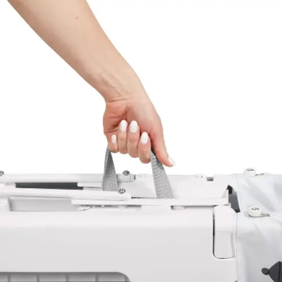 Radio Flyer Play & Fold Away Modern Farm House image {11}