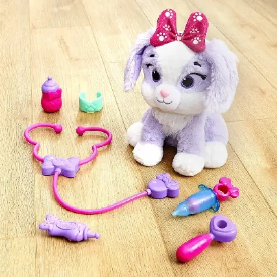 Minnie Pet Vet Backpack image {2}