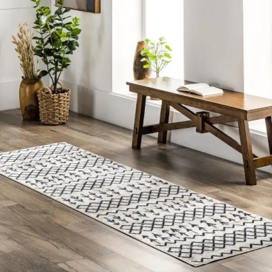 nuLOOM Malia Machine Washable Moroccan Area Rug image {1}