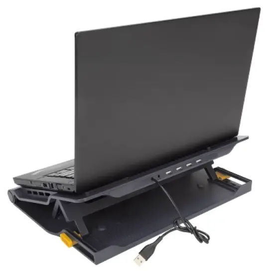 Targus 17" Chill Mat&trade;+ with 4-port Hub image {1}