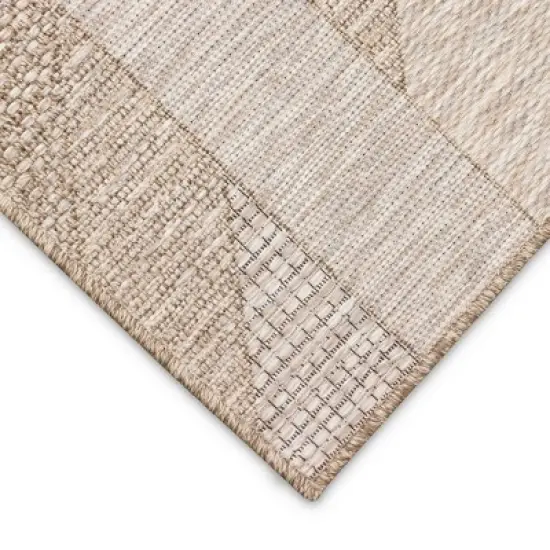 Liora Manne Orly Geometric Indoor/Outdoor Rug image {4}