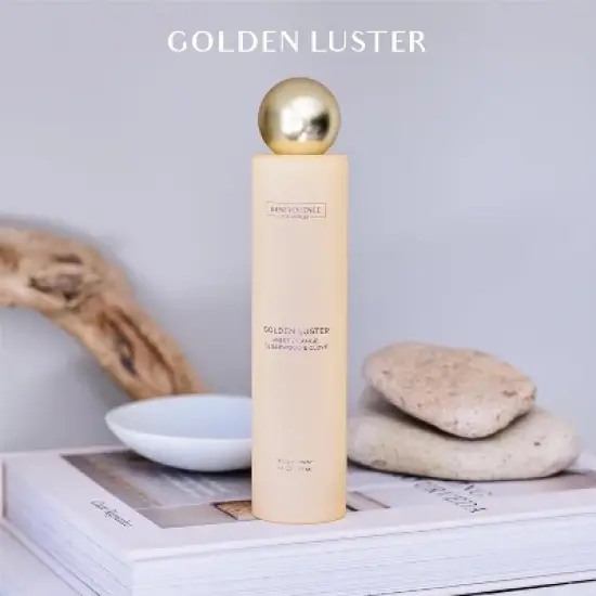 Benevolence LA Golden Luster Room Spray image {1}