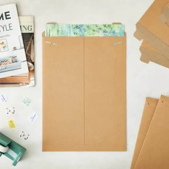 Juvale 25 Pack Brown Rigid Mailers That Stay Flat, Bulk Cardboard Envelopes for Shipping Documents, Photos (13 x 18 In) image {1}