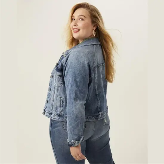 Molly & Isadora Women's Medium Wash Denim Jacket image {2}