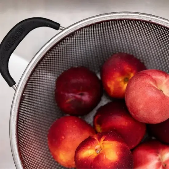 Cuisinart 5qt Hard Mesh Colander: Stainless Steel Strainer, Soft-Grip Handle, Dishwasher-Safe, Silver, 11.2" Width image {1}