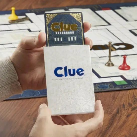 Hasbro Gaming Clue Board Game Signature Collection image {4}