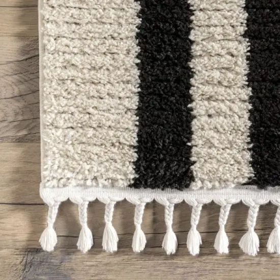 nuLOOM Stefanie Abstract Shapes Tassel Area Rug image {4}