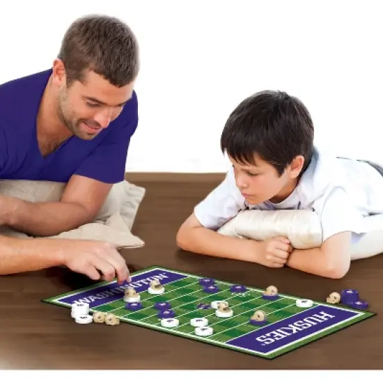 MasterPieces Officially licensed NCAA Washington Huskies Checkers Board Game for Families and Kids ages 6 and Up image {4}