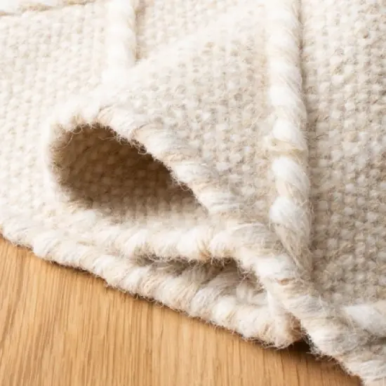Casablanca CSB575 Hand Loomed Area Rug - Safavieh image {4}