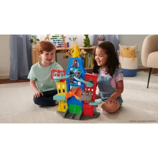 Spidey and His Amazing Friends Metals City Track Set image {8}