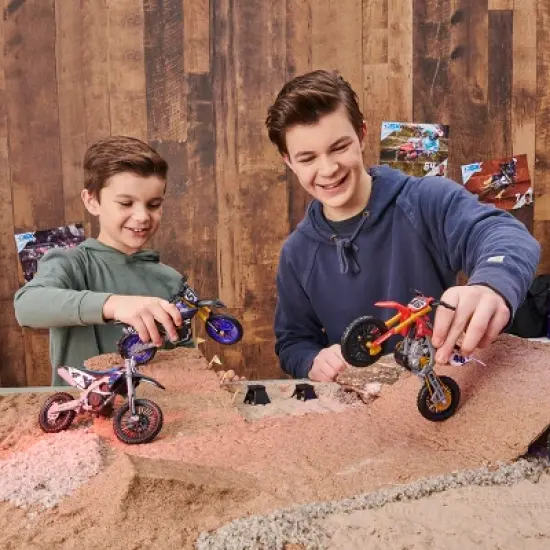 AMA Supercross Championship Motorcycle 1:10 Scale image {5}