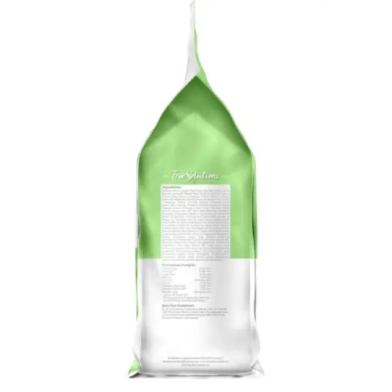 Blue Buffalo True Solutions Perfect Coat Skin and Coat Care Adult Salmon flavor Dry Cat Food image {11}